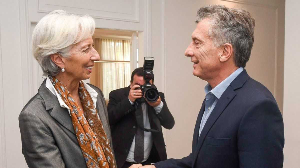 altText(La deuda eterna recargada: el FMI amplía el préstamo para Argentina)}