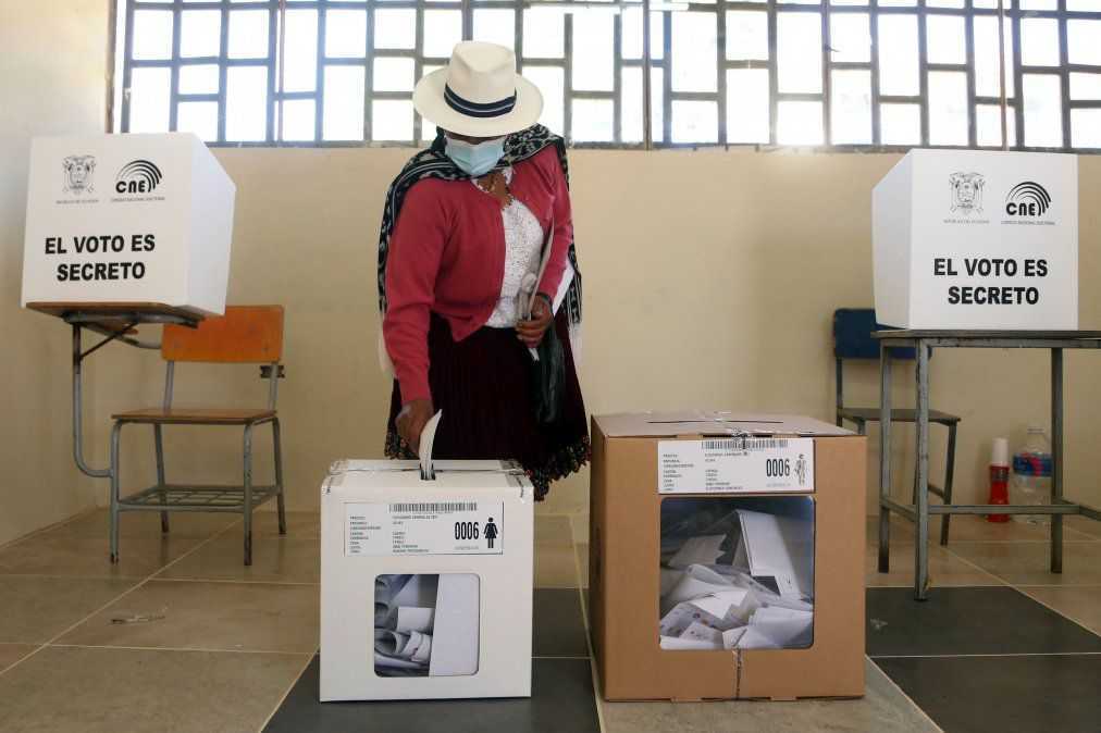  <p>Elecciones en Ecuador: candidato indígena denunció fraude</p> 