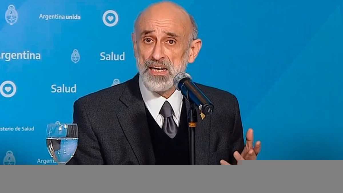  <p>Arnaldo Dubin, jefe de Terapia Intensiva del Hospital Otamendi.</p> (Télam)