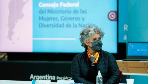 Referente del Ministerio de Mujeres renunció tras la llegada de Manzur