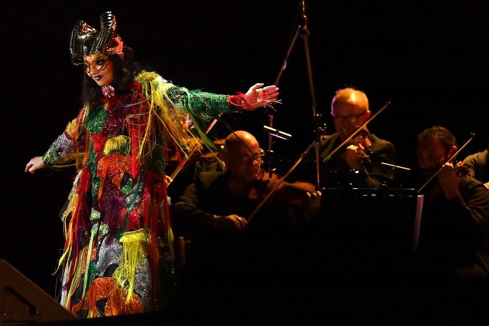Björk y la orquesta del Teatro Colón en el Primavera Sound BA (Télam)