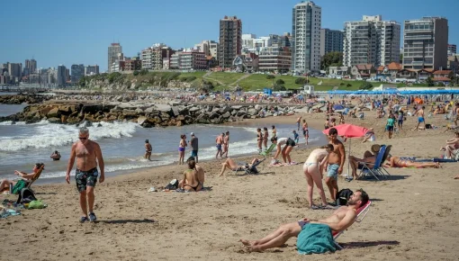 Fin de semana largo: alta ocupación y 1,2 millón turistas en todo el país