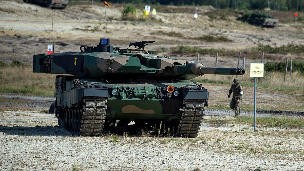 Leopard 2PL.