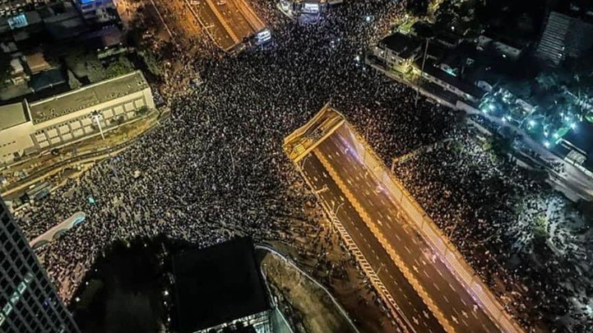 Multitudinaria protesta contra la reforma judicial del ultraderechista Netanyahu