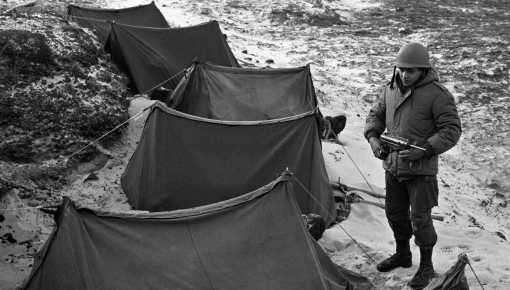 Malvinas: entre imágenes robadas, inéditas y recuperadas 