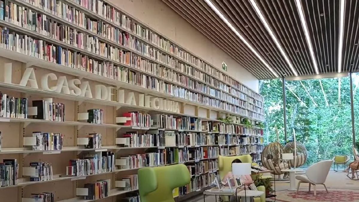 altText(La Biblioteca Gabriel García Márquez de Barcelona fue elegida la mejor del mundo)}