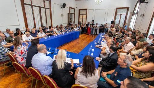 Espinoza convocó a la Mesa del Encuentro de La Matanza