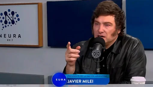 Milei atacó a la periodista Romina Manguel y festejó supuesto quiebre de Perfil