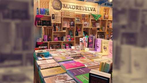 Desafiar la crisis con el trabajo colectivo: Madreselva en la Feria del Libro