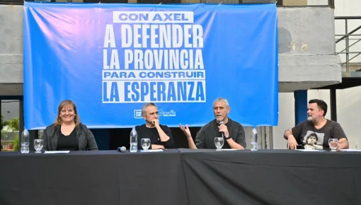 Barrios de Pie organizó un acto de respaldo a Kicillof