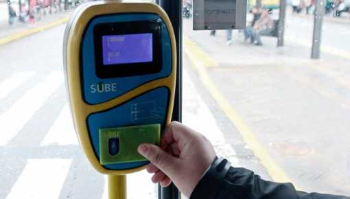 El Gobierno celebró la suba del colectivo en el AMBA