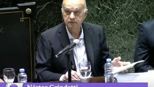 El papelonazo de Néstor Grindetti en la Legislatura
