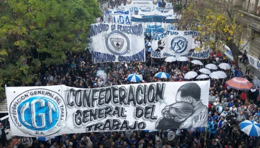 La CGT advirtió que marchará con los jubilados aunque 