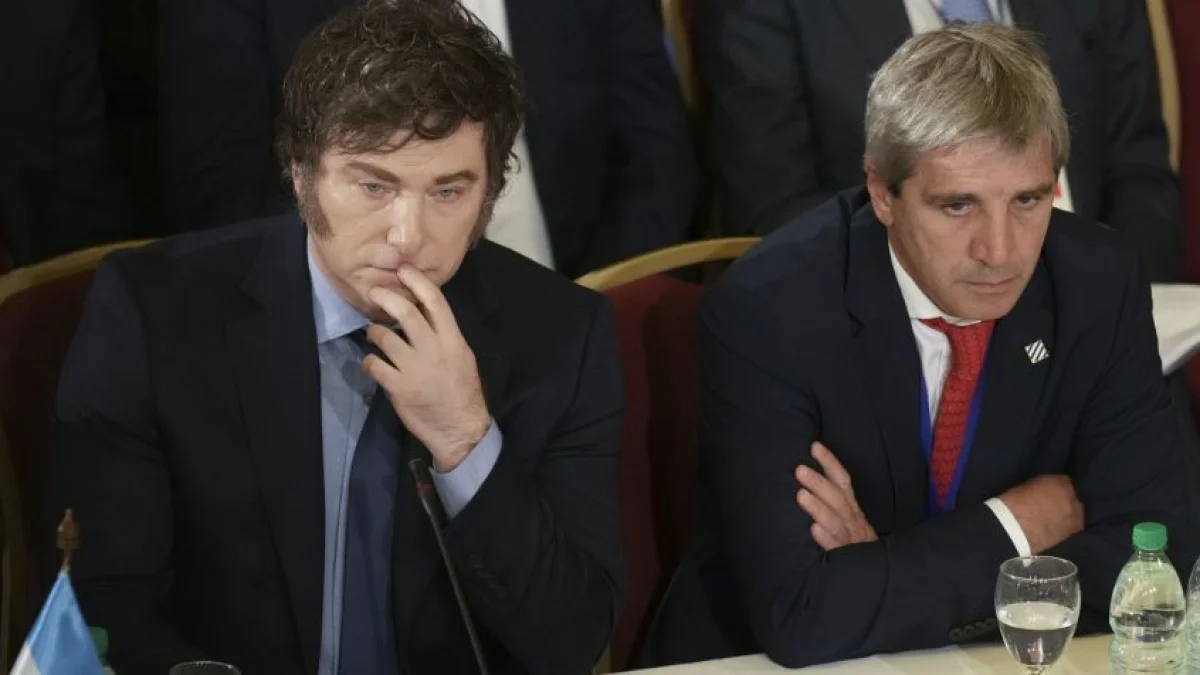 Denuncian penalmente a Milei y Caputo por una &ldquo;estafa&rdquo; en la valuación de Intercargo