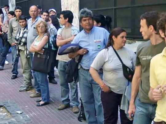La desocupación saltó al 7,5% en el último trimestre de 2025