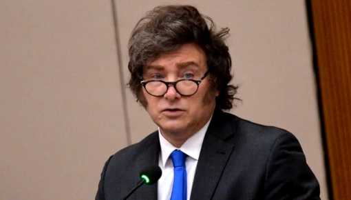 Milei volvió de Hungría, atacó a periodistas y no respondió por Libra