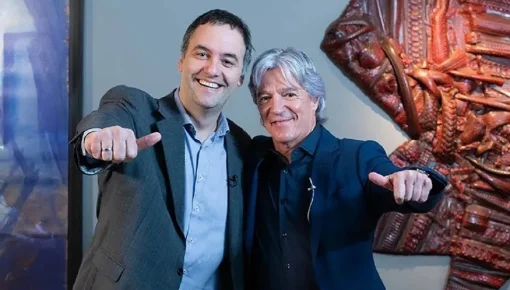 Aparecen contratos escandalosos: Adorni, Grandío, y las transferencias millonarias