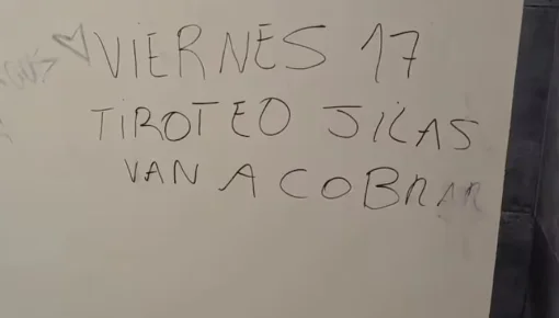 Detuvieron a tres adolescentes por amenazas de matanzas en colegios secundarios