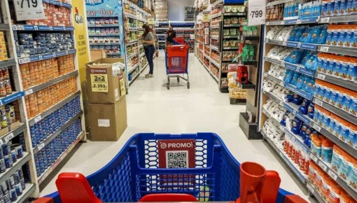 El consumo masivo sufrió otra fuerte caída en marzo