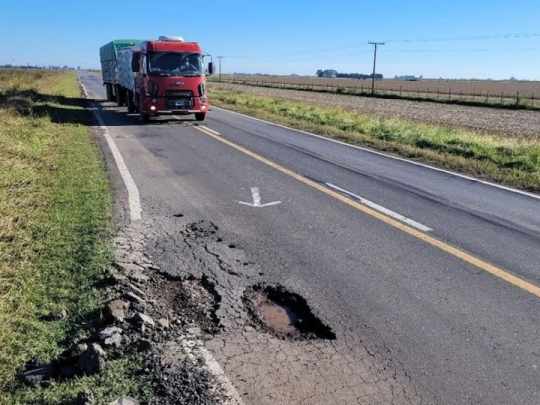 Críticas a Milei por el estado de las rutas: &ldquo;¿Quién se queda con la platita?&rdquo;