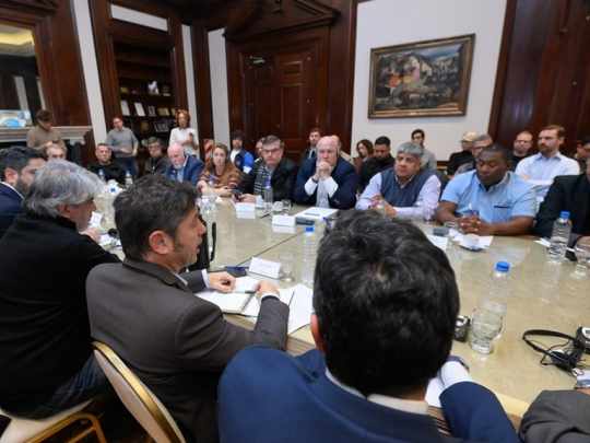 Sindicatos del transporte: el compromiso de Kicillof para trabajar contra el ajuste de Milei