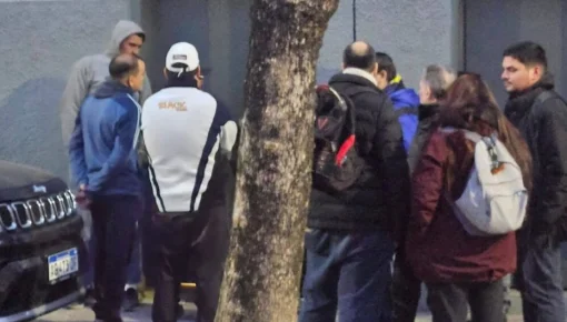 Alarma en una textil bonaerense: trabajadores denuncian que les cerraron la fábrica sin previo aviso