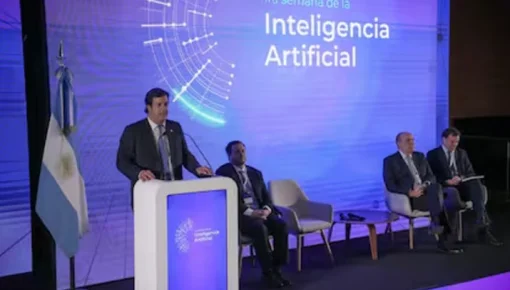 El Gobierno echó al secretario de Ciencia y Tecnología