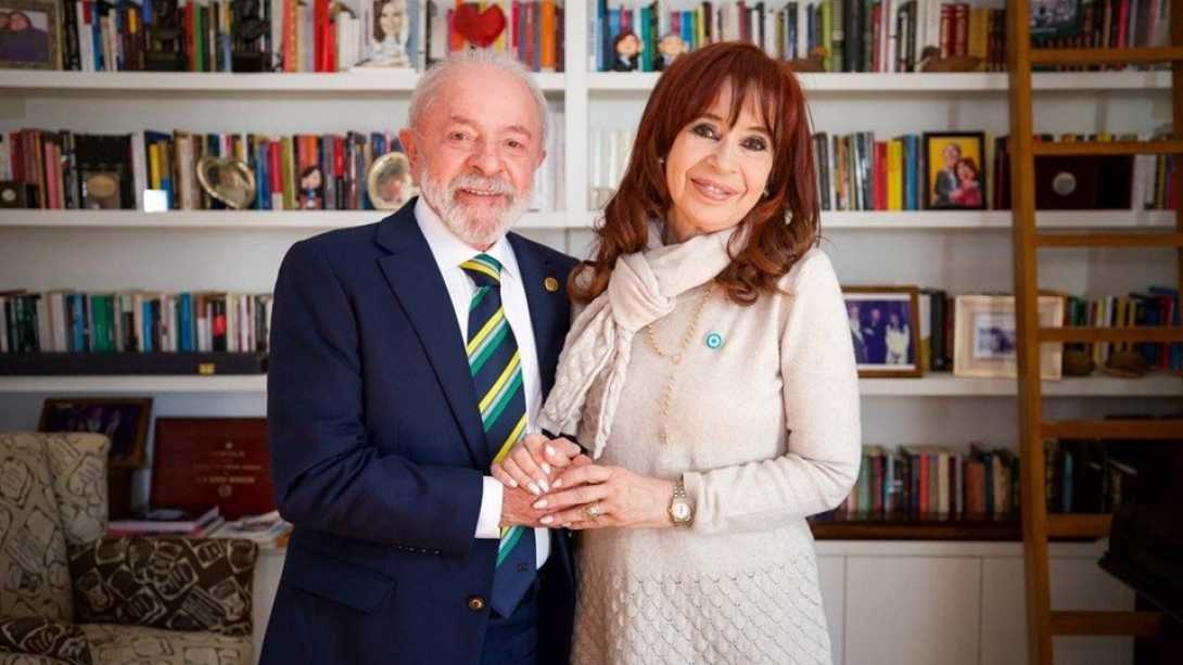 Cristina suma a un abogado de Lula para su reclamo internacional