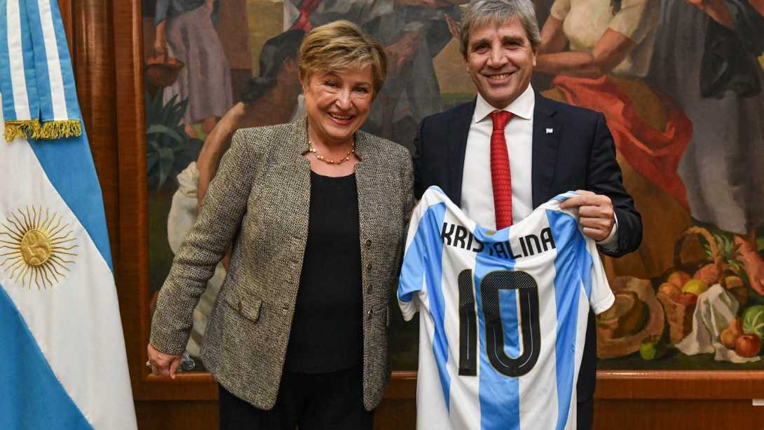 Organizaciones sindicales, sociales y políticas, contra la visita de Georgieva