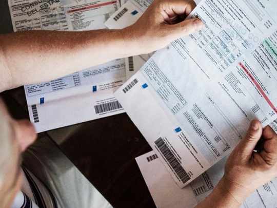 Aumentos confirmados en septiembre: prepagas, transporte y colegios