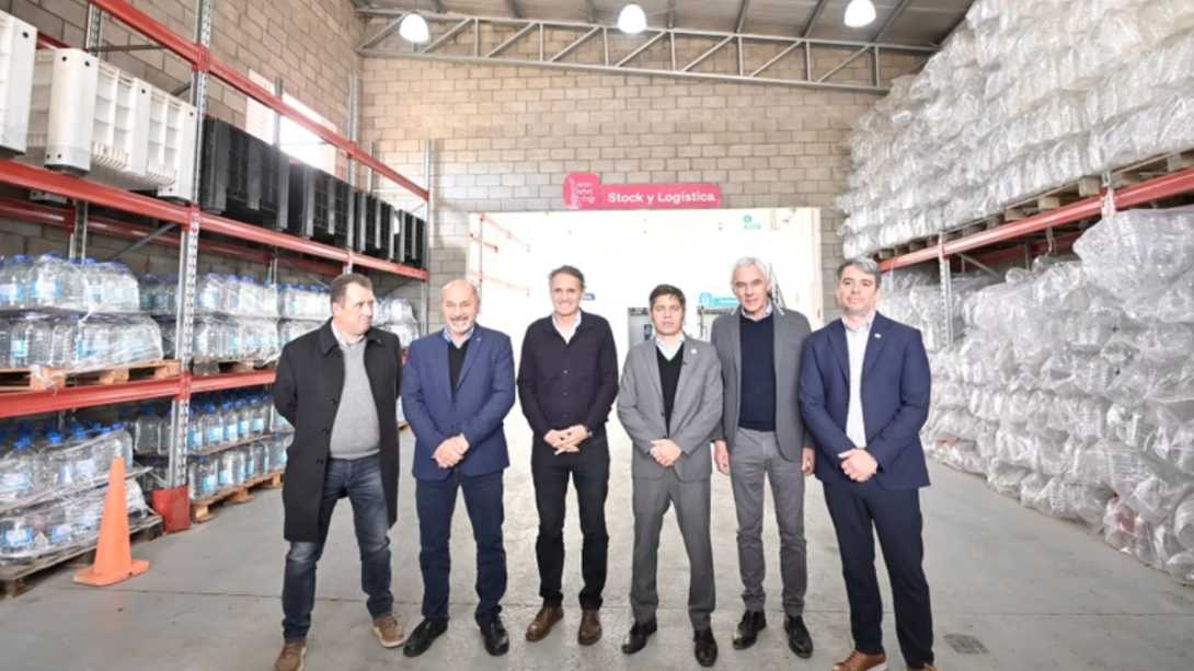 Kicillof desafió a Milei por las privatizaciones: &ldquo;Hay una empresa estatal que genera trabajo&rdquo;