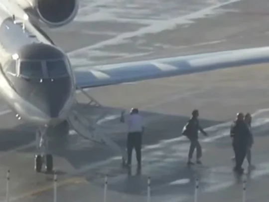 Baires Fly, la empresa que llevó a Flávio Bolsonaro a Miami, bajo investigación por la causa ANDIS